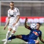 Santos x Grêmio: onde assistir, escalações e informações do duelo pelo Brasileirão 2025. Imagem: Raul Baretta/Santos FC