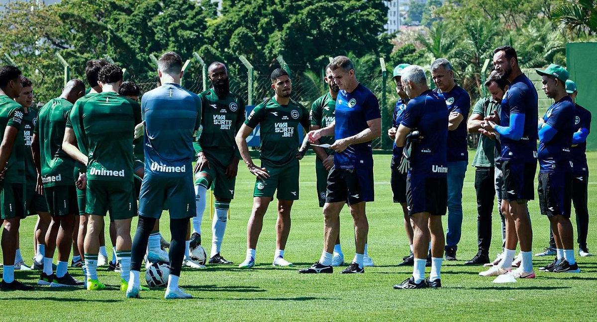 Goiás x Atlético-GO: onde assistir, escalações e detalhes do clássico goiano pela Série B. Imagem: Divulgação Goiás