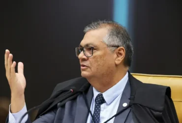 Dino suspende repasses de emendas Pix a nove municípios por suspeitas de irregularidades