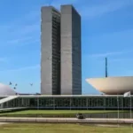 Intoxicação por metanol alerta autoridades em São Paulo