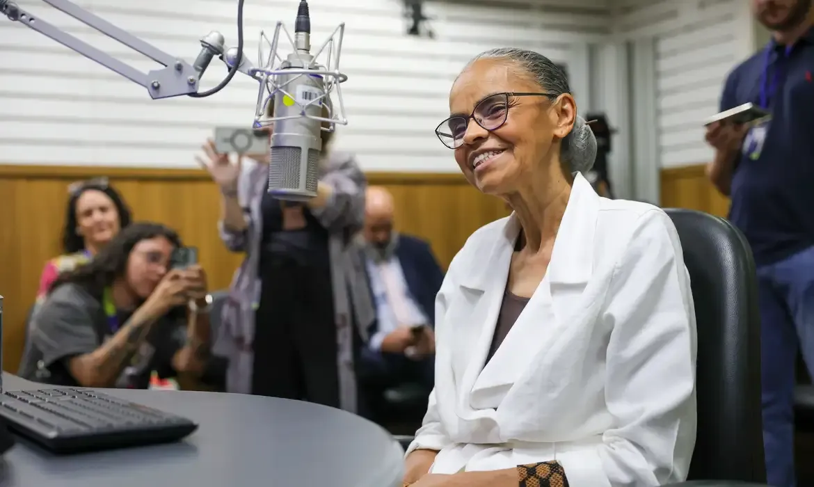 Rádio comemora 48 anos de conexão com a Amazônia