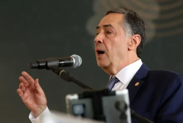 Barroso defende recomeço e pacificação no Brasil