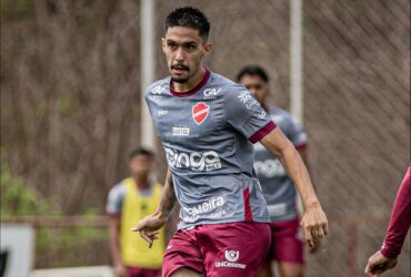 Vila Nova x Volta Redonda: onde assistir e tudo sobre o duelo pela Série B. Imagem: @betocorreaphoto