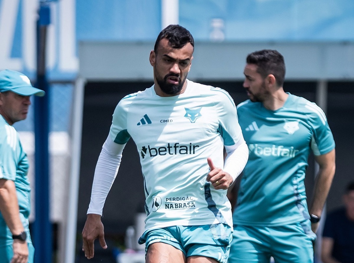 Cruzeiro x Red Bull Bragantino: onde assistir, escalações e expectativas pelo Brasileirão. Imagem: @ggaleixo