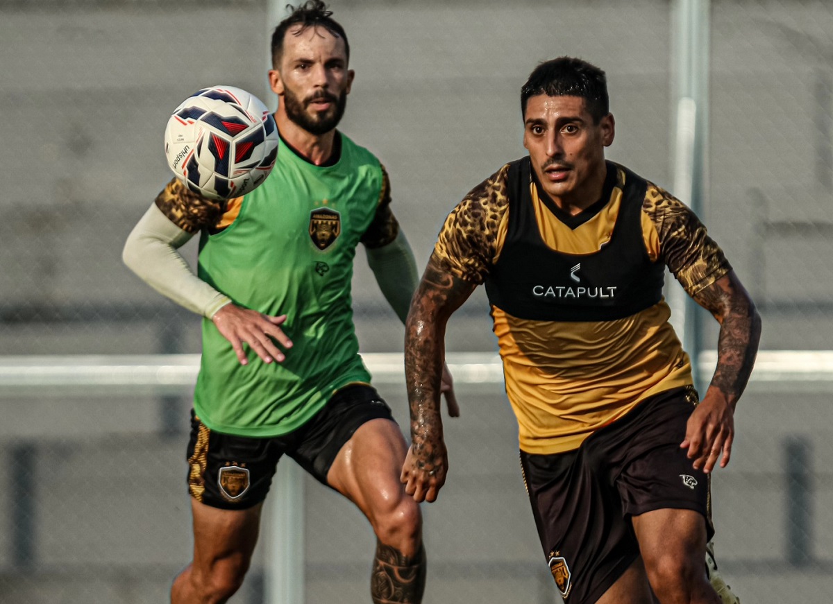 Amazonas x Chapecoense: onde assistir, prováveis escalações e tudo sobre o jogo da Série B. Imagem: @joaonormandoc AMFC