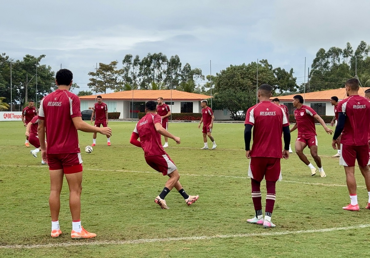 CRB x Amazonas: onde assistir ao vivo, escalações e detalhes da 26ª rodada da Série B. Imagem: @karinesantosv8
