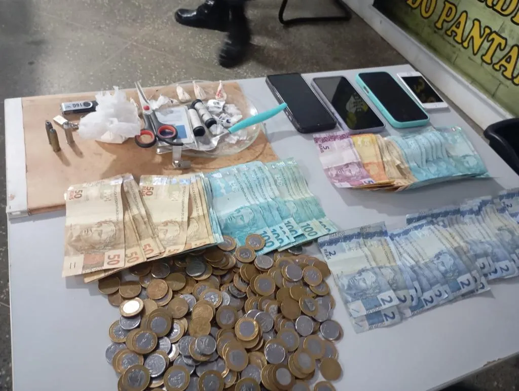 Polícia Civil prende dois suspeitos por tráfico em Santo Antônio do Leverger