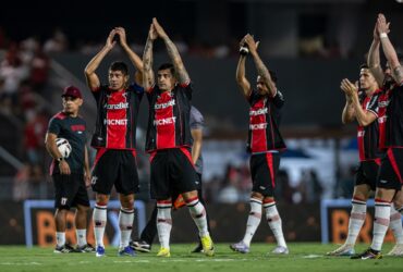 Botafogo-SP x Ferroviária: onde assistir, escalações e tudo sobre o clássico da Série B. Imagem: Allan Max Agência Botafogo Divulgação