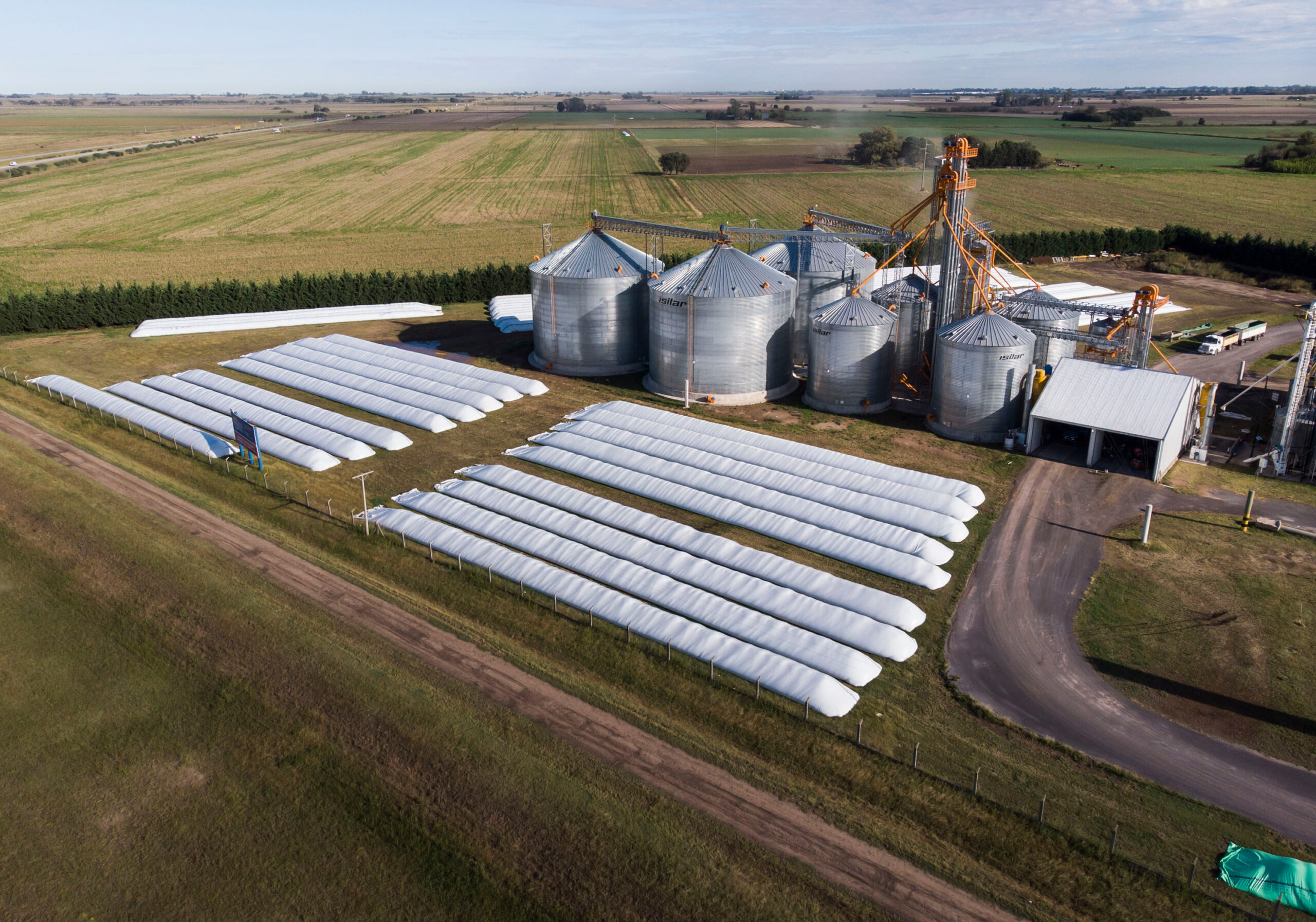 Brasil projeta safra recorde de grãos em 20