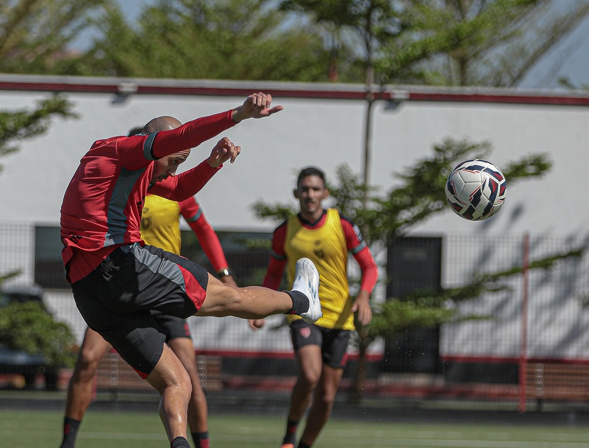 Remo x Atlético-GO: onde assistir ao duelo decisivo pela Série B e prováveis escalações. Imagem: Bruno Corsino/Atlético-GO