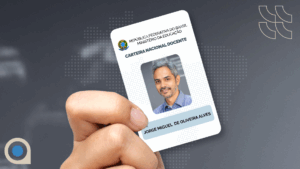 Carteira Nacional Docente do Brasil garante benefícios e valorização aos professores