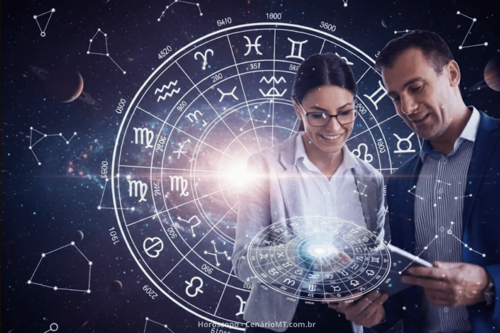 Casal em reunião empresarial