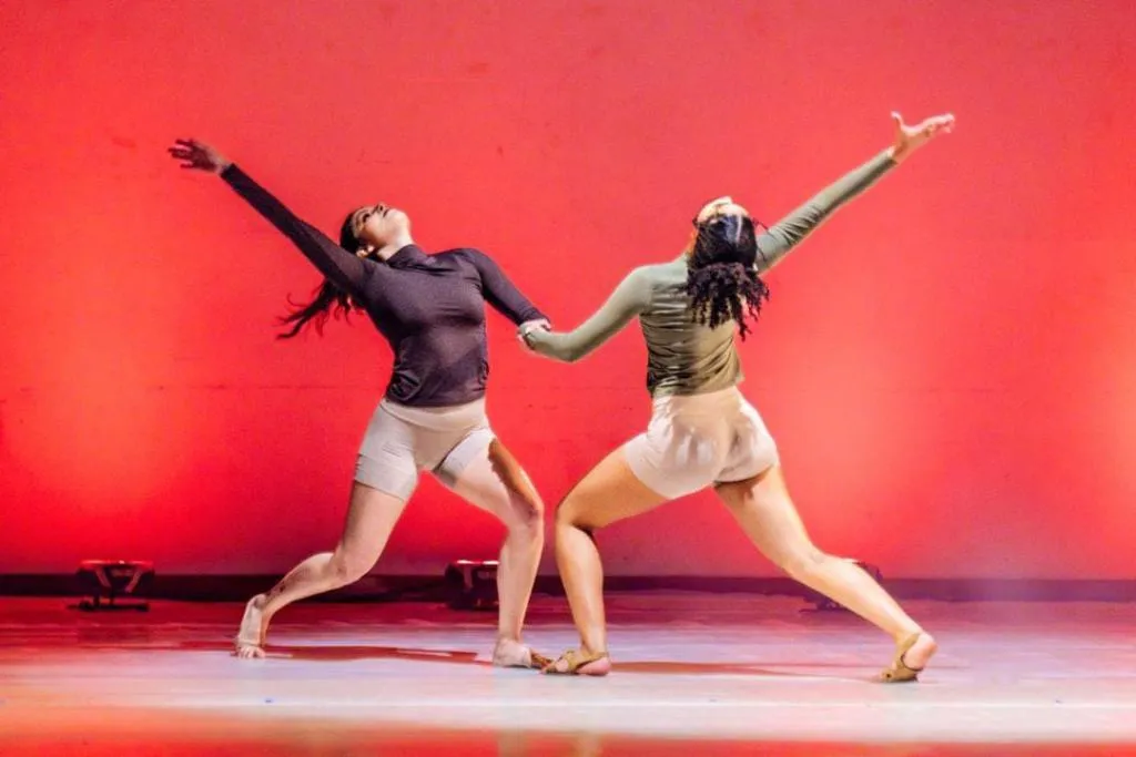 Cine Teatro Cuiabá recebe evento com mais de 150 bailarinos em Mato Grosso