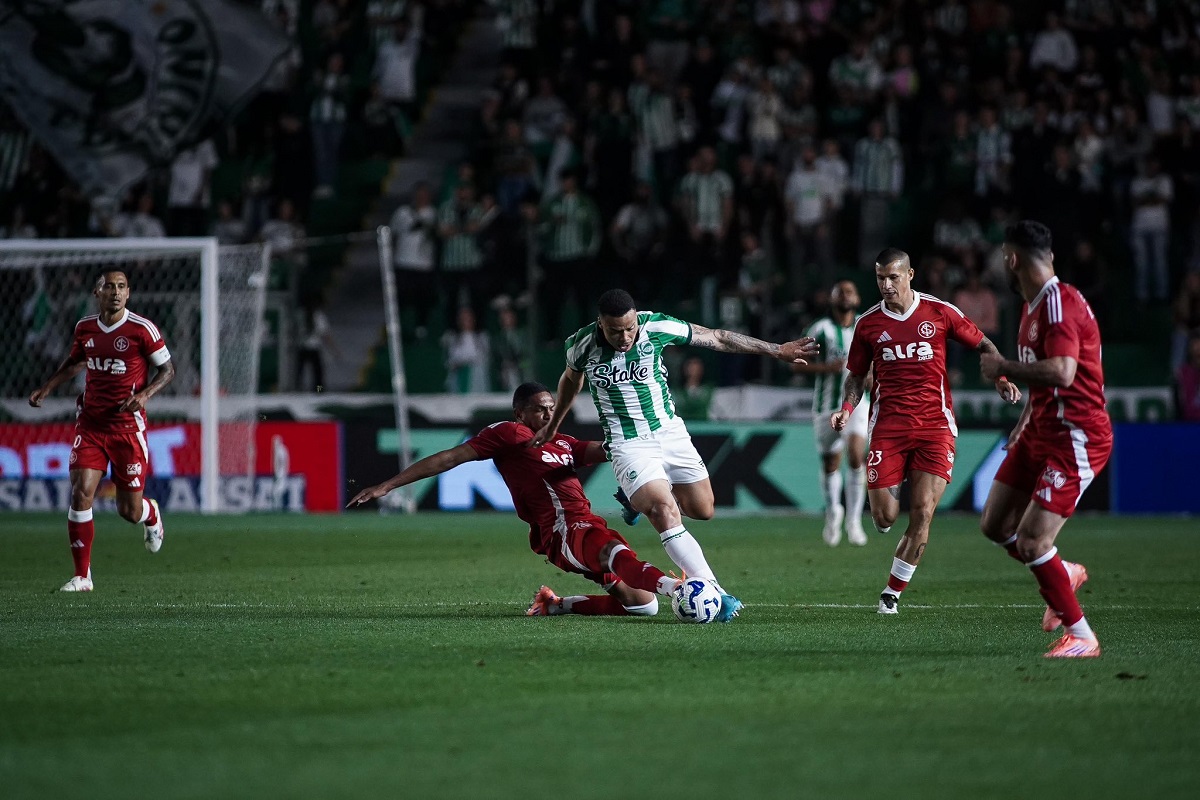 Atlético-MG x Juventude: onde assistir, escalações e tudo sobre o duelo da 26ª rodada do Brasileirão. Imagem: Fernando Alves ECJ