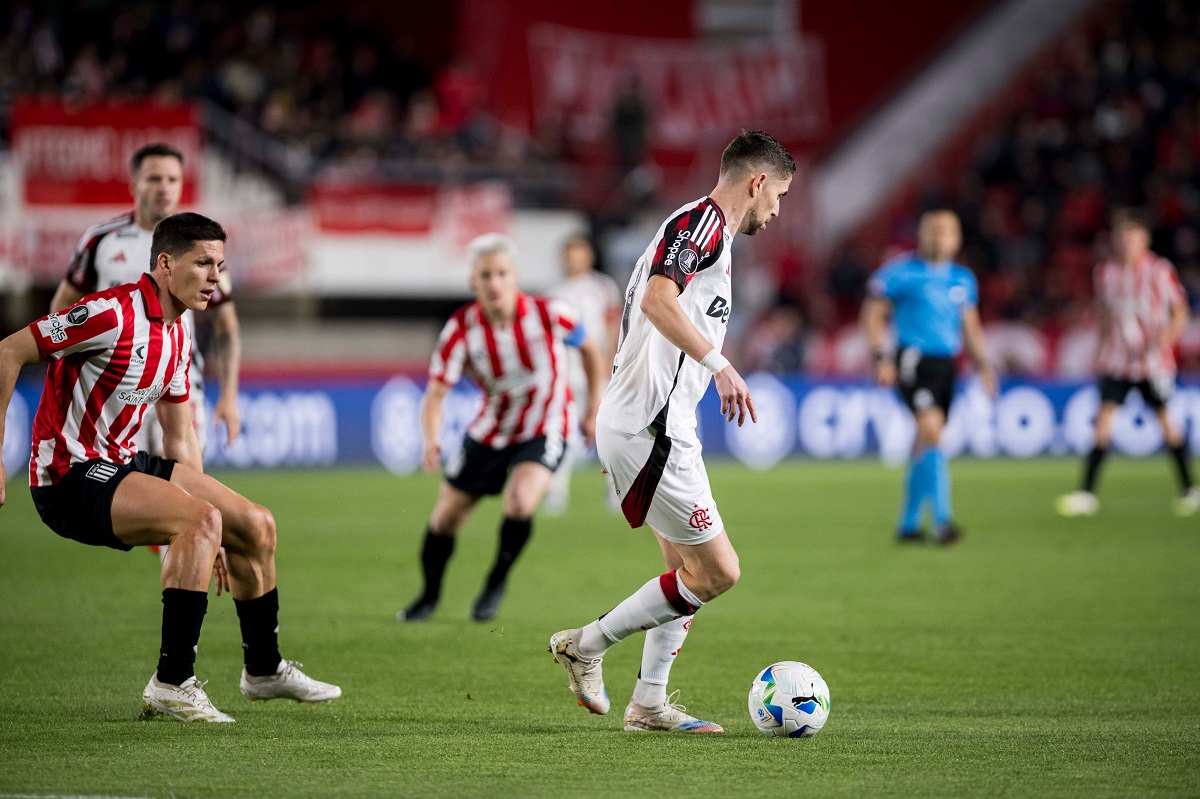 Estudiantes x Flamengo. Imagem: Conmebol