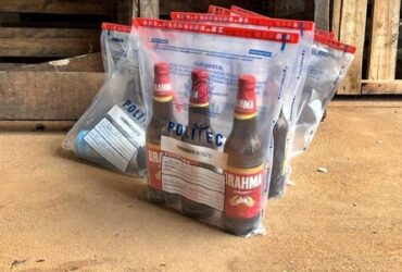 Operação flagra armazenamento irregular em imóvel no bairro Cidade Bela; rótulos eram trocados para simular originalidade dos produtos