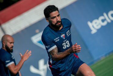 Fortaleza x São Paulo: onde assistir, escalações e tudo sobre o confronto pelo Brasileirão. Imagem: Mateus Lotif FEC