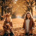 Meninas brincando na natureza - signos do zodíaco