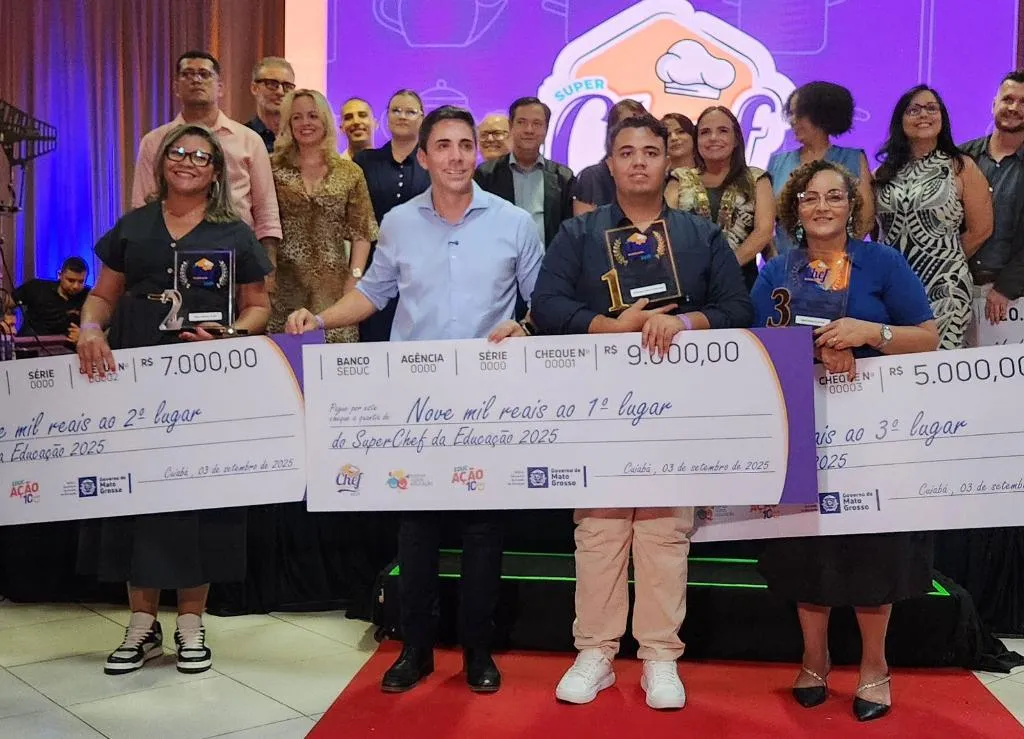 Merendeiro de Várzea Grande vence SuperChef da Educação 2025 com prato regional