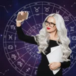 Mulher com celular na mão