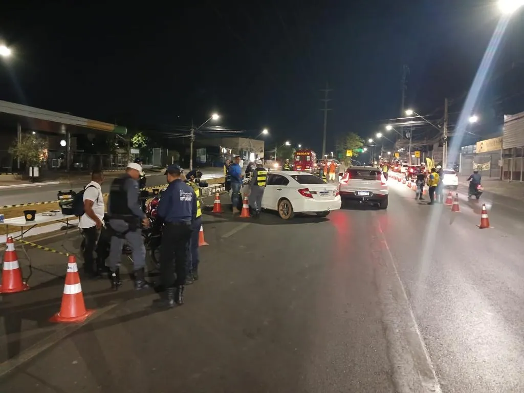 Operação Lei Seca em Cuiabá prende nove motoristas e remove 49 veículos
