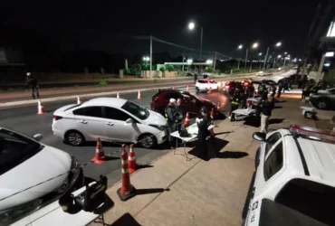 Operação Lei Seca prende motoristas e retira 34 veículos em Cuiabá
