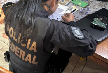 Mandado de busca e apreensão foi cumprido nesta sexta-feira (12) em investigação sobre aquisição e armazenamento de material ilícito em nuvem