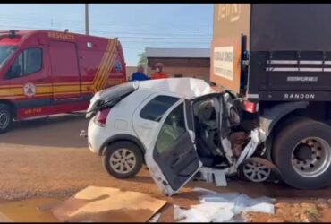 Acidente envolvendo um Palio e carreta estacionada deixa vítima fatal; perícia e Polícia Civil foram acionadas