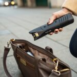 Projeto em Mato Grosso propõe porte de armas de eletrochoque para mulheres