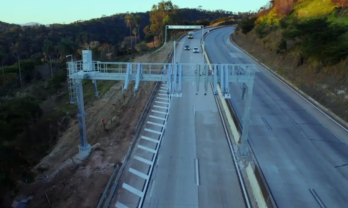 Pedágio eletrônico começa a funcionar na BR-381 com sistema 100% digital