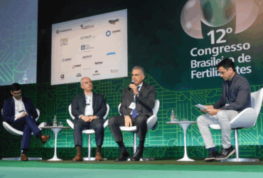 Acordo com iniciativa privada deve aprimorar negociação de fertilizantes