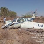 Grávida de 29 anos e passageiro de 47 foram levados ao hospital com escoriações; piloto recusou atendimento e relatou falha no motor durante pouso