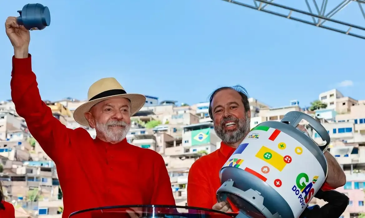 Gás do povo garante botijão gratuito para 15,5 milhões de famílias