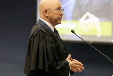 Defesa nega que ex-comandante da Marinha tenha apoiado golpe