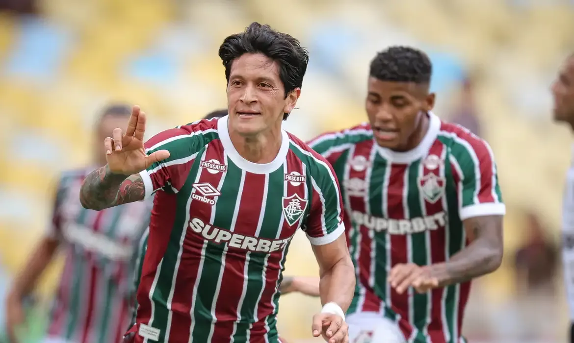 Fluminense encerra jejum e vence o Botafogo por 2 a 0 no Maracanã