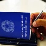 Taxa de desemprego em agosto mantém mínima histórica de 5,6%