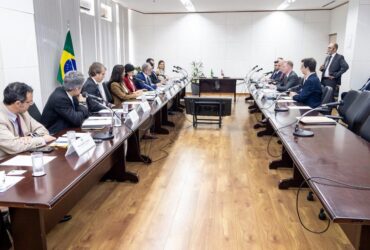 Brasil e Reino Unido fortalecem parceria econômica, comercial e tecnológica -