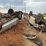 Acidentes ocorreram em um intervalo de poucas horas e deixaram uma vítima gravemente ferida; pista molhada é apontada como fator de risco