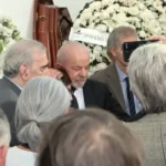 Lula homenageia Mino Carta como maior jornalista brasileiro