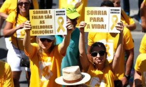 Autoagressão entre adolescentes aumenta e alerta pediatras no Brasil