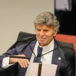 Fux afirma que competência do STF não inclui julgamento político de Bolsonaro