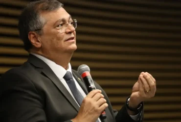 Bolsonaro será investigado pela PF após decisão de Dino sobre pandemia
