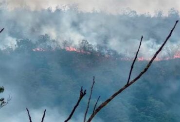 Incêndio ameaça Terra Indígena em Barra do Garças, MT