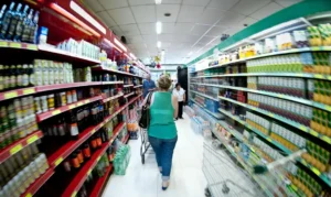 Preço da cesta básica cai em 22 capitais brasileiras em setembro