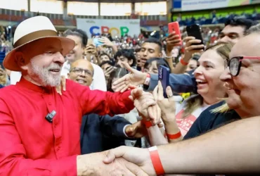 Lula defende independência da América Latina diante de pressões externas