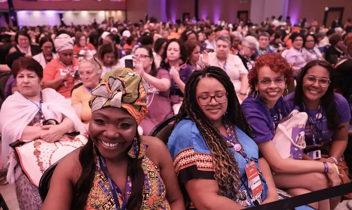 Conferência de Mulheres aprova propostas para políticas públicas
