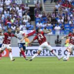 Vitória x Bahia: onde assistir, escalações e tudo sobre o Ba-Vi que fecha a 28ª rodada do Brasileirão 2025. Imagem: Rafael Rodrigues/EC Bahia
