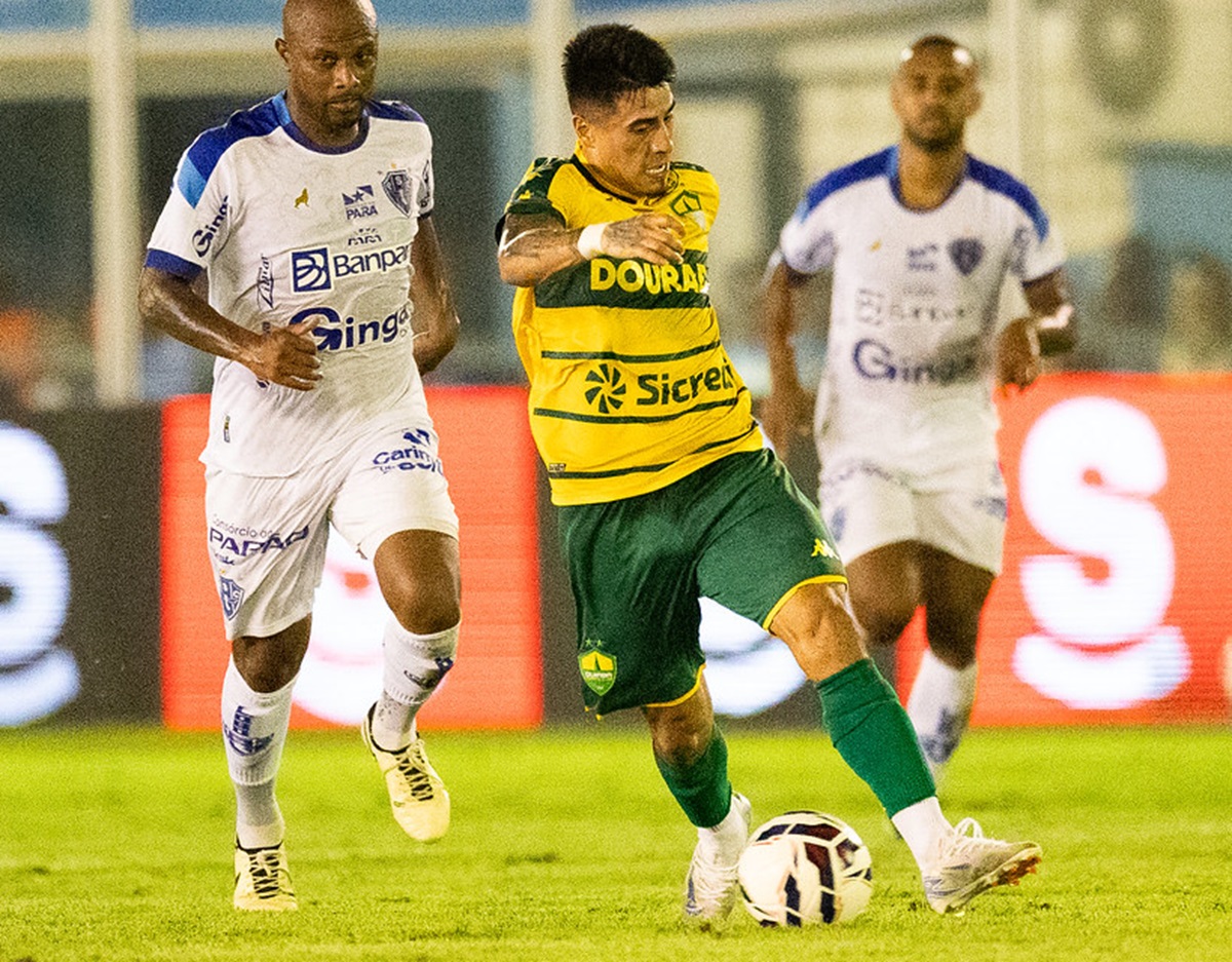Cuiabá x Novorizontino: duelo direto pelo G4 promete fortes emoções na Arena Pantanal. Imagem: AssCom Dourado