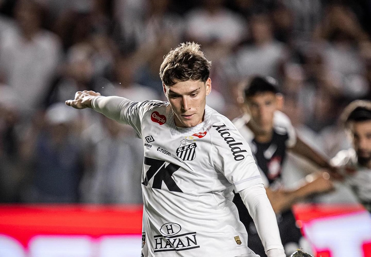 Santos atropela o Corinthians e ganha alívio no Brasileirão. Imagem: Raul Baretta/Santos FC