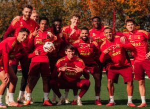 Nottingham Forest x Porto: onde assistir, escalações e tudo sobre o duelo pela Liga Europa. Imagem: Divulgação Nottingham Forest